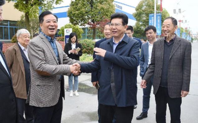 ����ʡ�����̻�᳤�����������Ŷ��³��Ź�ƽ